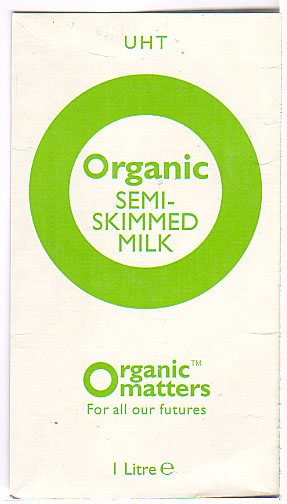 Vereinigtes Knigreich: Organic - Semi-skimmed milk, for all our futures