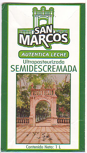 Spanien: San Marcos - Autentica Leche, ultrapasteurizada, semidescremada