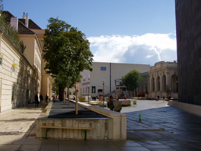 MQ main court, view from Staatsratshof